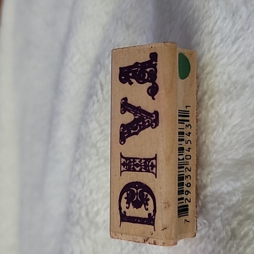 Phrase: Diva, Wooden Rubber Stamp